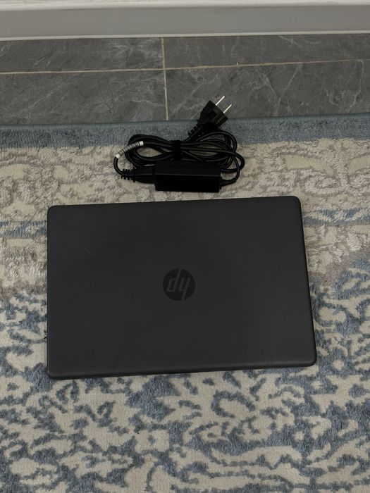 Ноутбук HP ryzen 3 3250U
