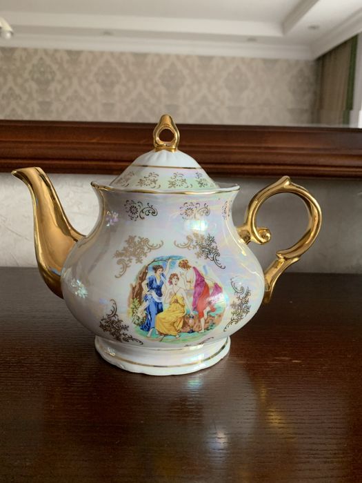 Овальные и круглые блюда ГДР KAHLA;