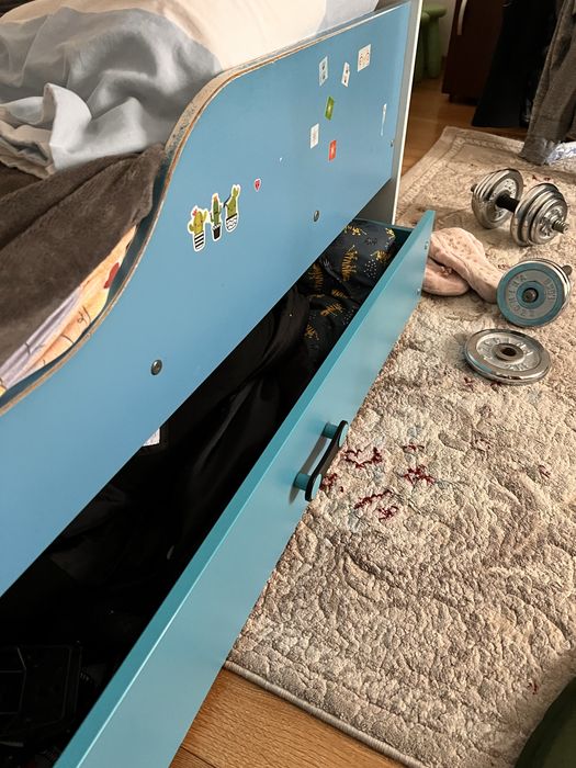 Pat suprapus pentru copii