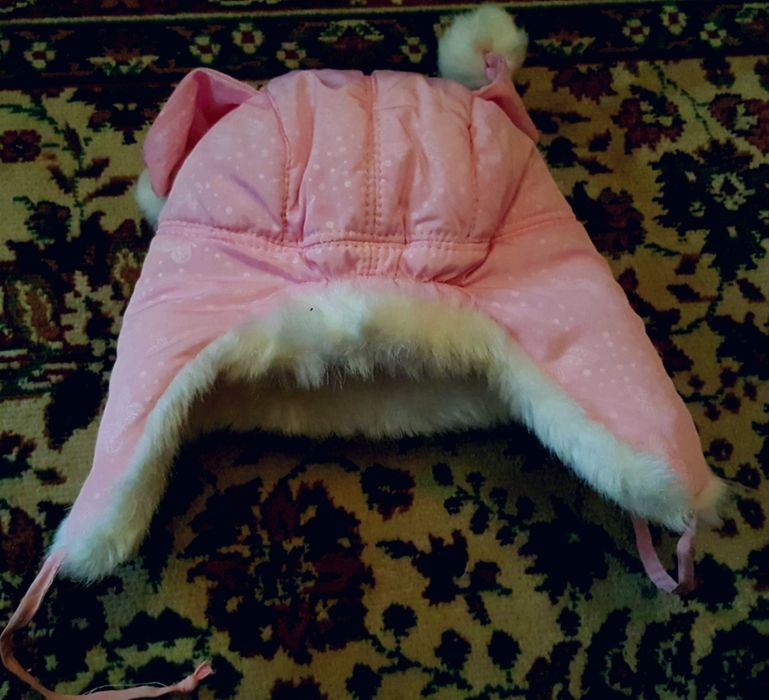 Теплая шапка на девочку 1-1.5 года