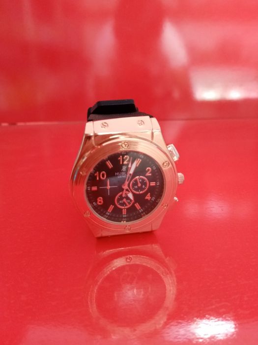 Сагат сатылады 45 мын сум