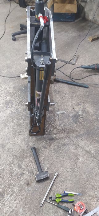 Гидравлический ручной пресс