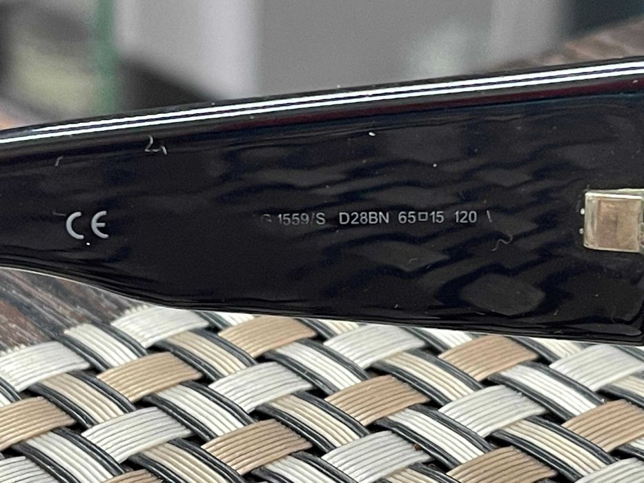 Солнцезащитные очки