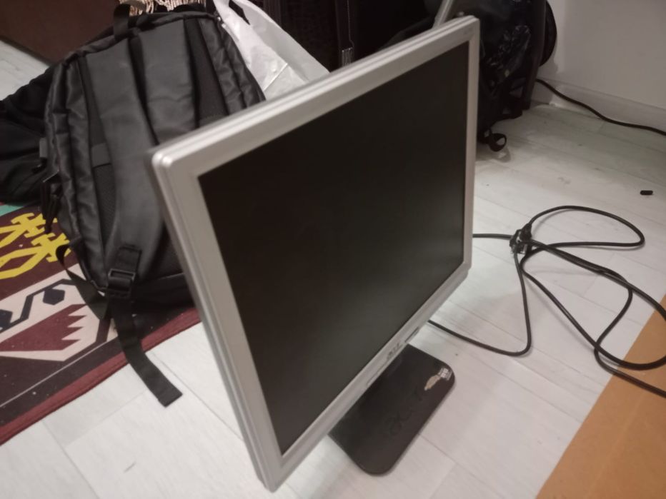 Монитор Acer 2008 года