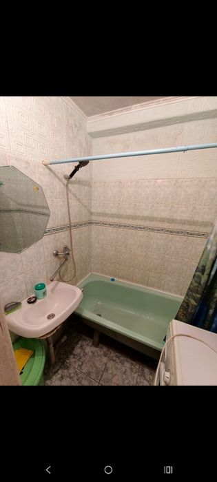 Продам 3 квартиру район Пирамида (Вокзал)