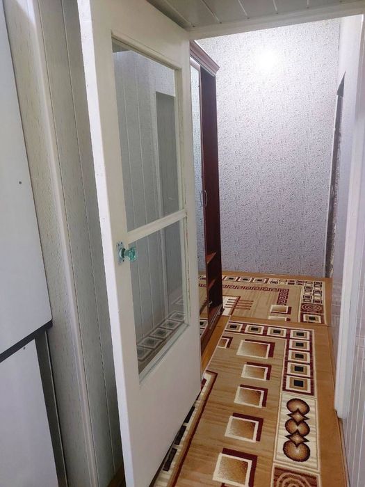 Сдается 1 комнатная квартира 
С обстановкой семейным в горде Алмалыке