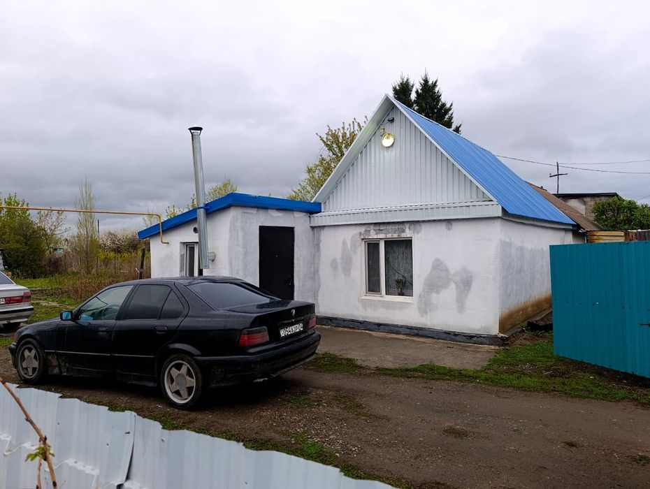 Продам дом дачном участке