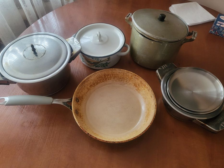 Продам кострюли,сковородку