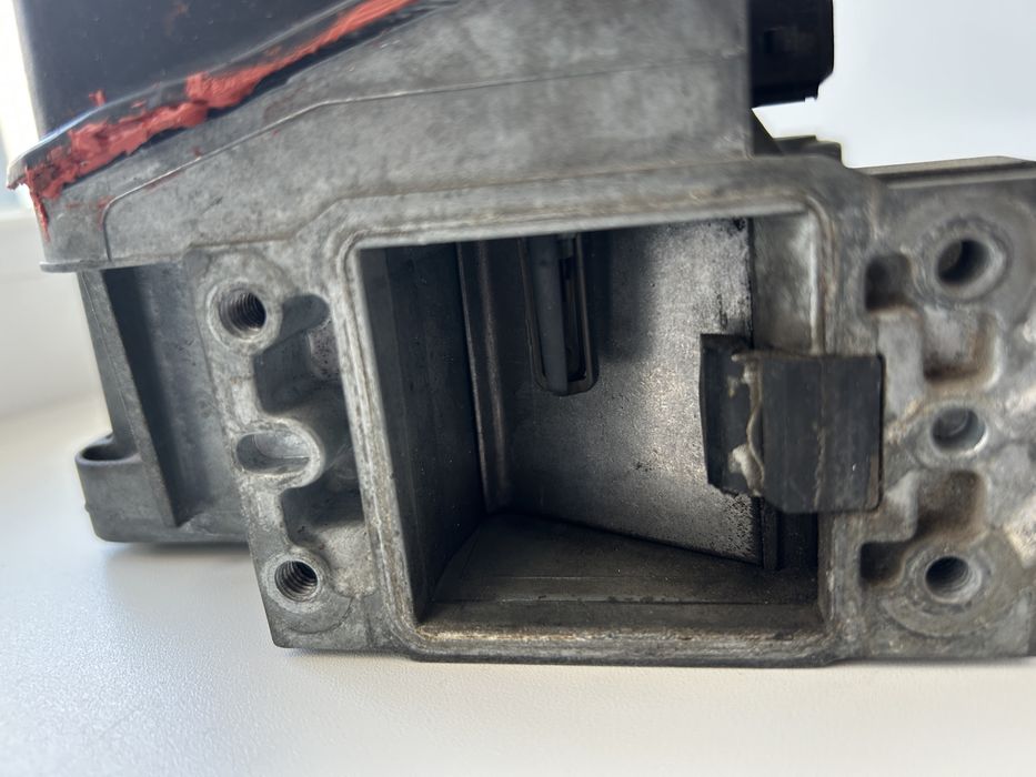 Дмрв ауди 80 б4 2.0 обьем инжектор