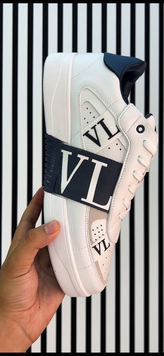 Valentino Garavani 40-45