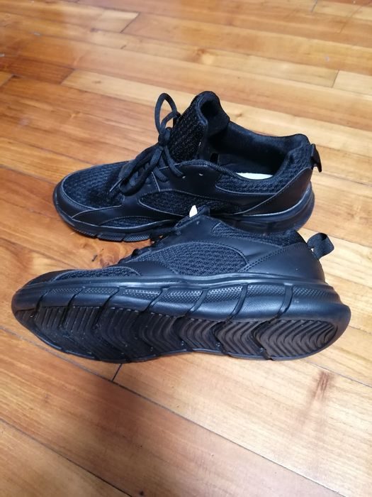 Нови маратонки 43 номер