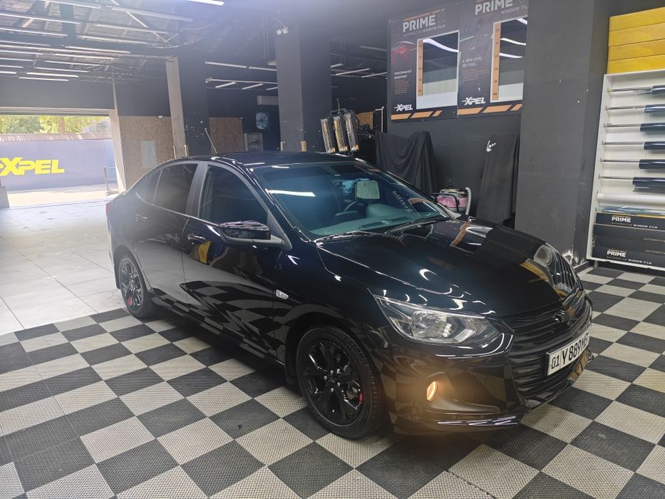 Chevrolet onix ltz sotiladi