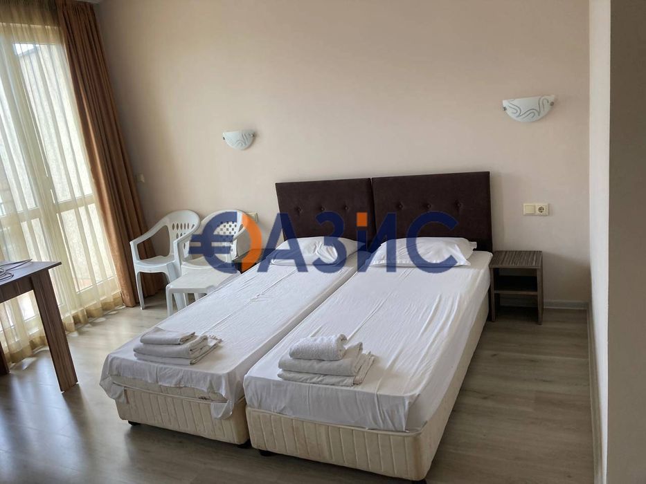 Продава се Едностаен апартамент в к.к. Слънчев бряг - 42 кв.м за 1358 €/кв.м - Снимка #3