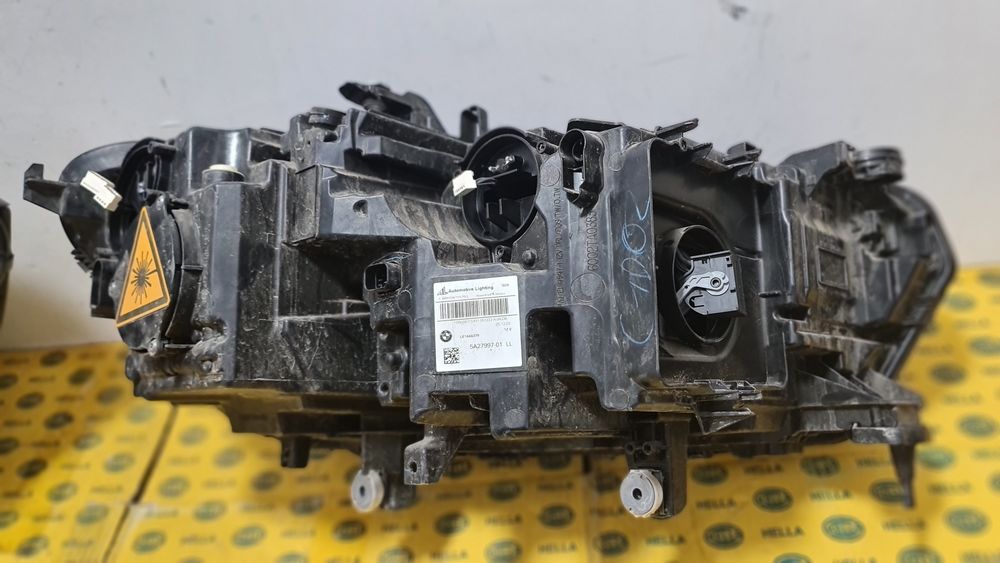 Far faruri full led laser BMW X5 G05 X6 G06 F95 F96 bara aripa armatur
