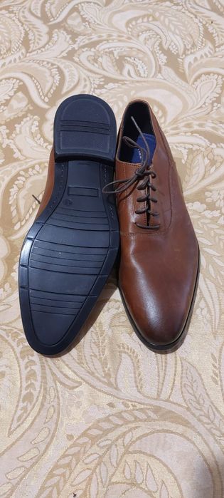 Pantofi  piele produs nou nr  - 44
