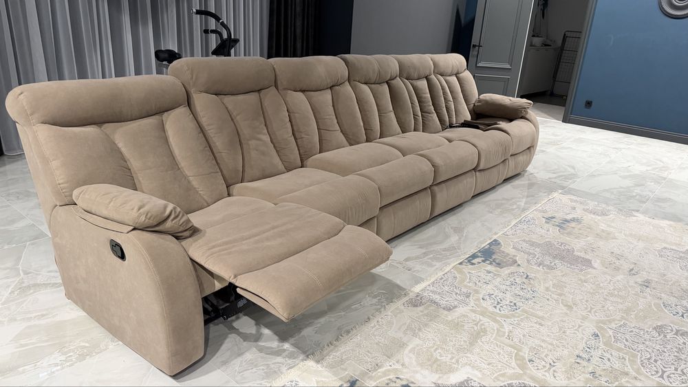 Диван с реклайнером