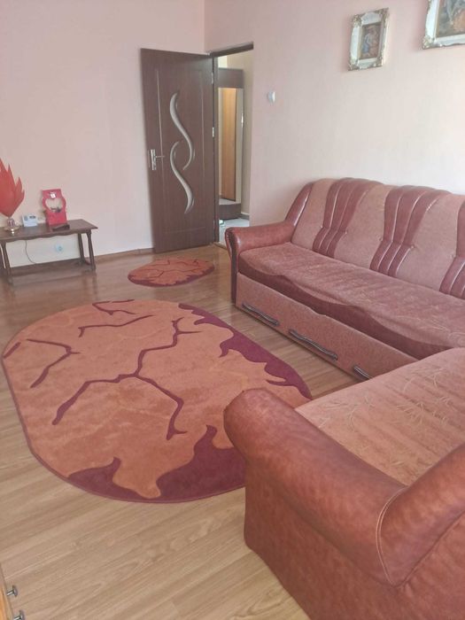 Închiriez apartament 2 camere