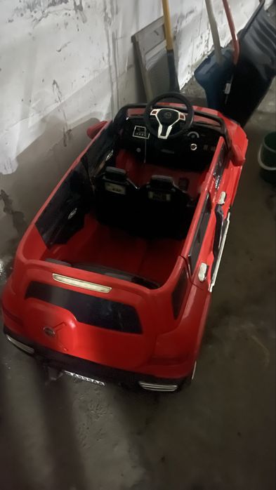 Машинка электро детская