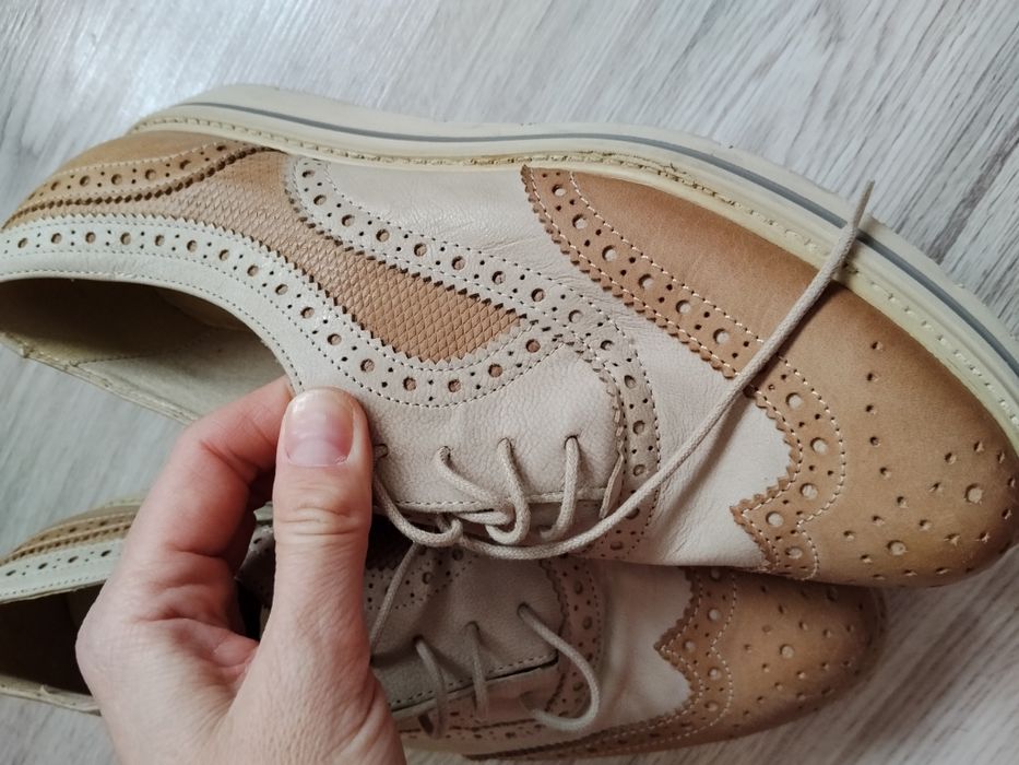 Pantofi de piele întoarsă