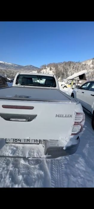 Шторка багажника