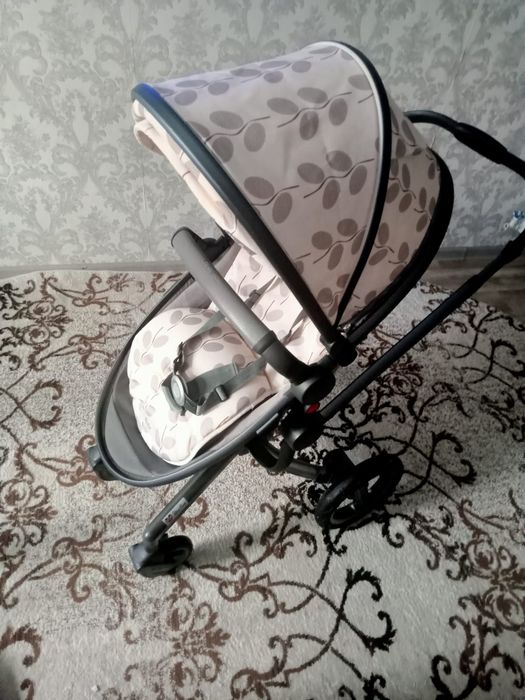 Продам коляску 2в1