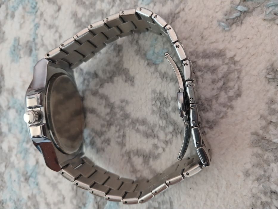 Продам мужские наручные часы