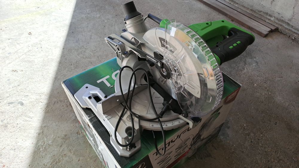 Настолен потапящ циркуляр