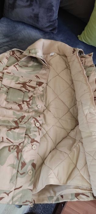 Дрехи за лов нови