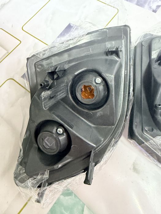 Mitsubishi Delica Поворотники
