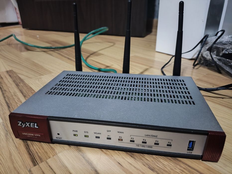 Router Firewall Zyxel  USG20W-VPN Lan Wireless Usb Sfp