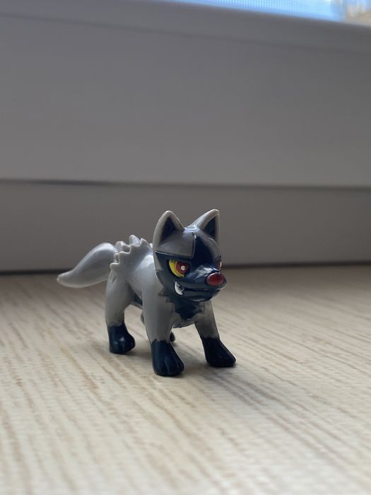 Pokemon figurina Poochyena 2006