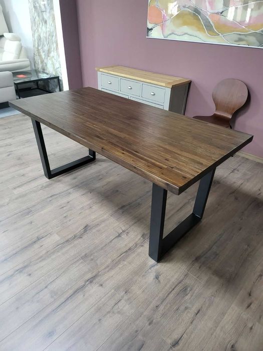 ПРОМОЦИЯ!!! Масивна дървена трапезна маса от тъмно дърво