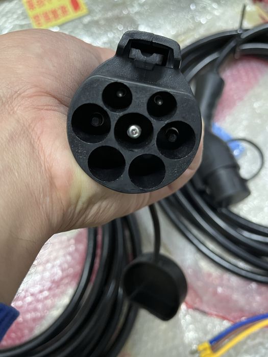 Кабель для зарядного устройства 7-10 метров