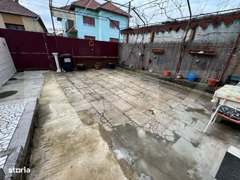 Casa cu 4 camere in Hunedoara