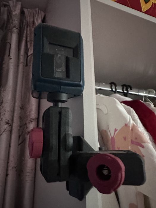 Продам лобзик и лазерный уровень