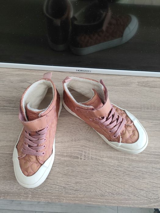 Încălțăminte sport iarna H,&M 31