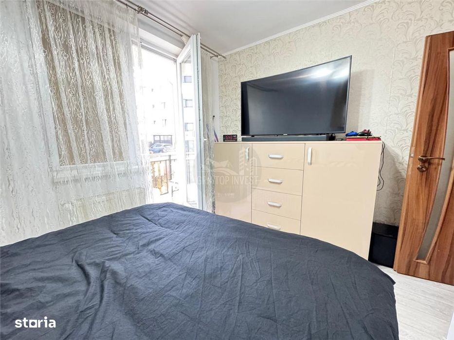 Apartament 3 camere 2 bai 2 balcoane in Selimbar