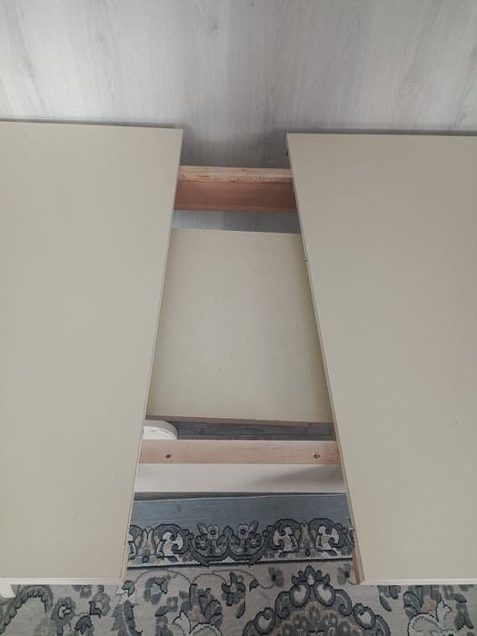 Продам стол для зала/гостиной