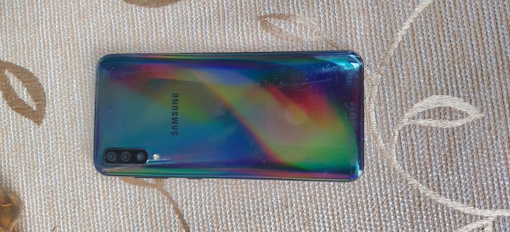 Samsung A50 64gb