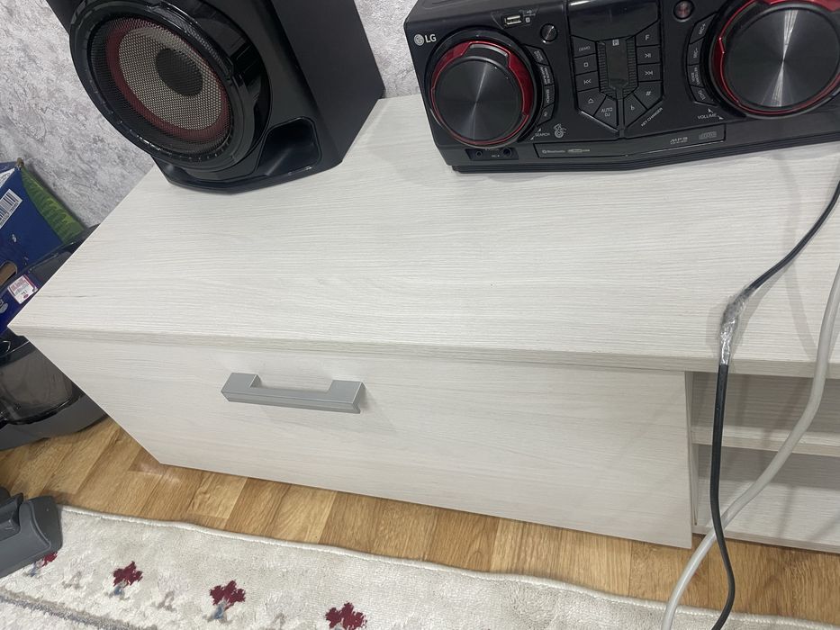 Продам стенка для гостинный