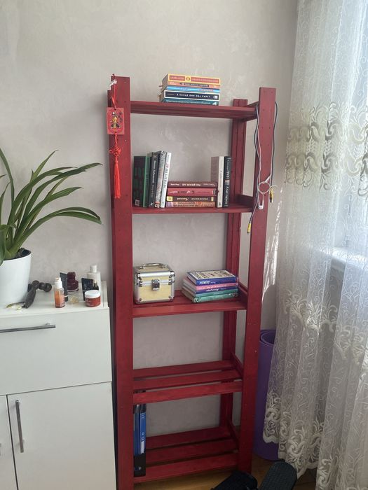 Продам деревянную этажерку