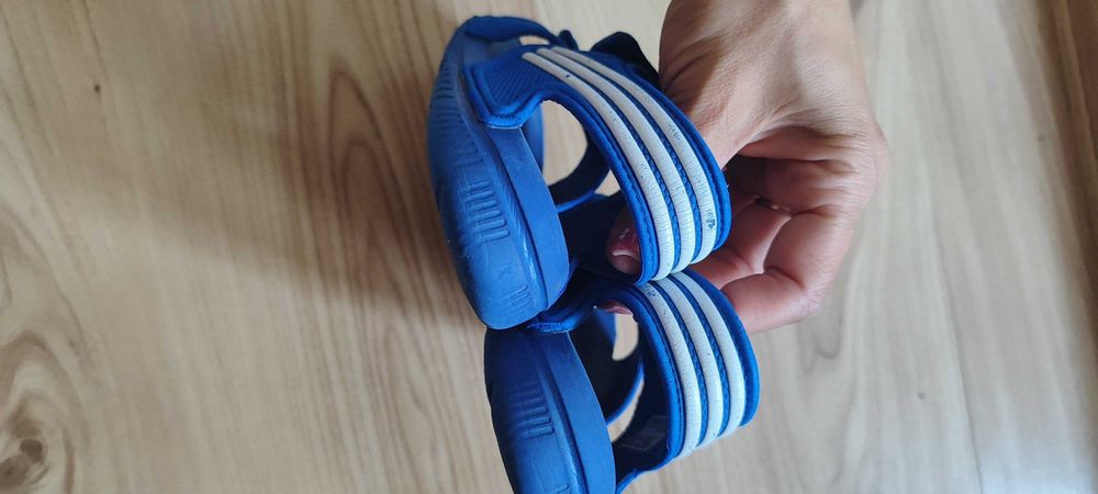 Детски сандали Adidas 33