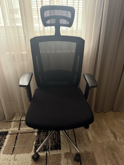 Офис стол-ергономичен