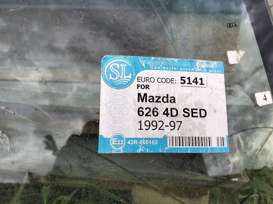 Лобовое стекло мазда 626 новое