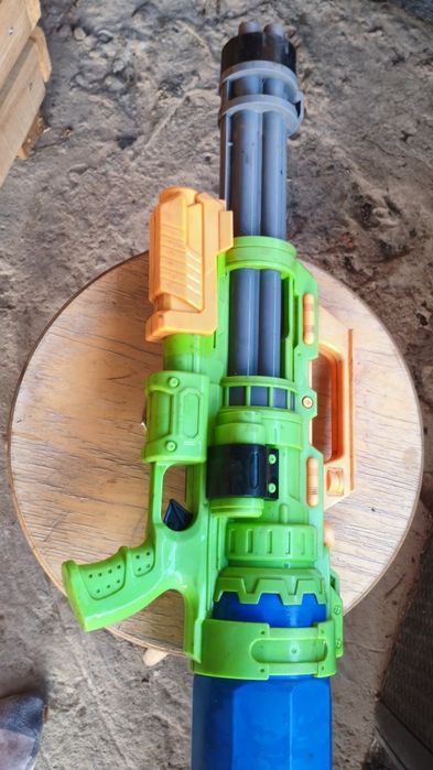 пистолет Zuru Xshot водяной автомат