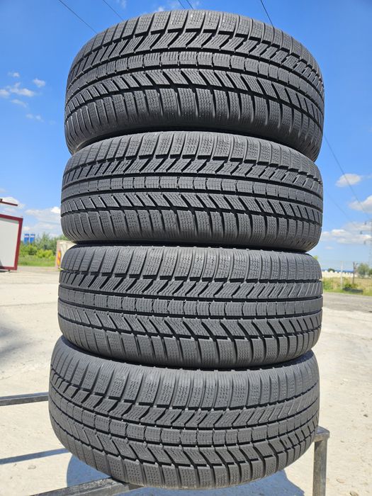 Vând anvelope m+s 215/65/17 215/65r17 CONTINENTAL