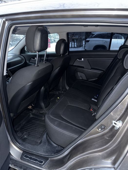 Продам KIA SPORTAGE 2011