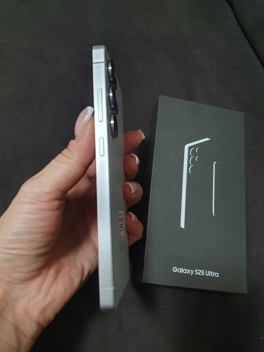 Samsung Galaxy S25 Ultra 256GB

Samsung G
