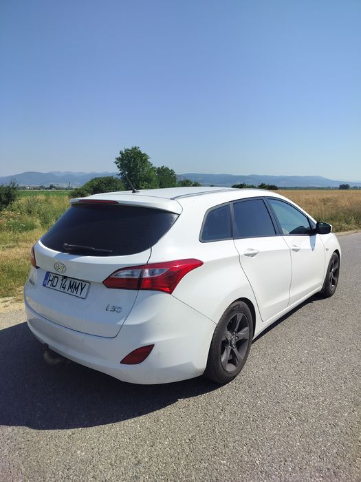 HYUNDAI i30 2013 — imagine 3