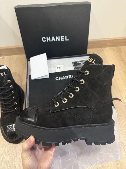 Боти марка CHANEL